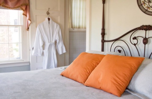 Madison Center Bed & Breakfast | The Scranton Seahorse Inn