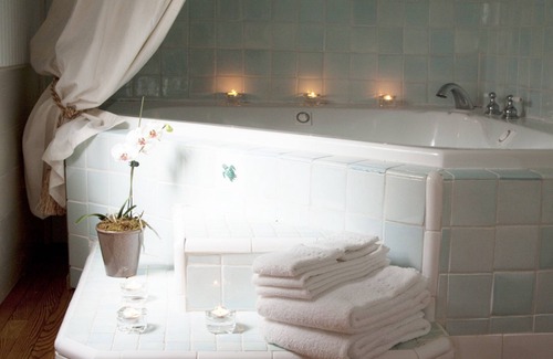 Madison Center Bed & Breakfast | The Scranton Seahorse Inn