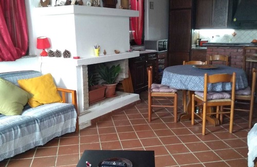 San Vero Milis House | The sea in your pocket - country relaxation 2 minutes from the beach!
