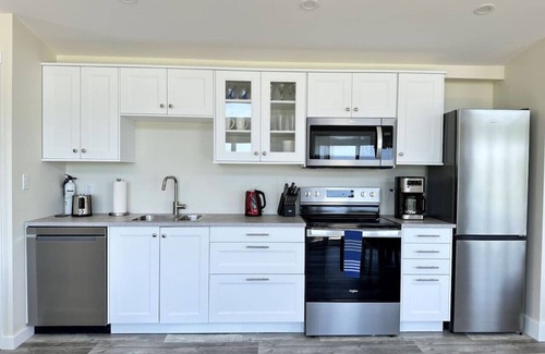 Colindale Cottage | The Seascape - Executive Class Mini Villa