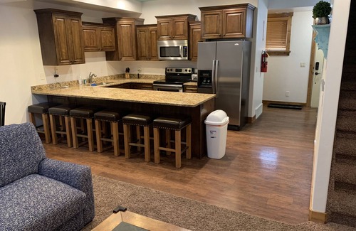 Garden City House | The Seasons - Cisco (Unit E). Large 2 bdrm, 2.5 bath condo in the heart of Garden City!