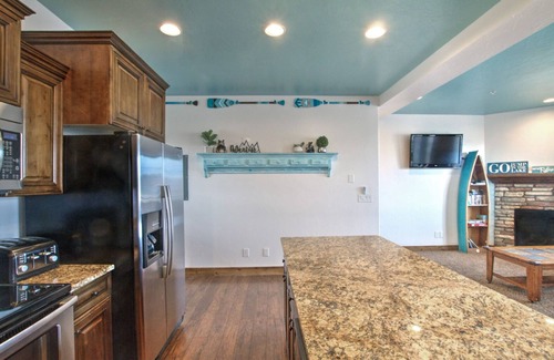 Garden City House | The Seasons - Cisco (Unit E). Large 2 bdrm, 2.5 bath condo in the heart of Garden City!