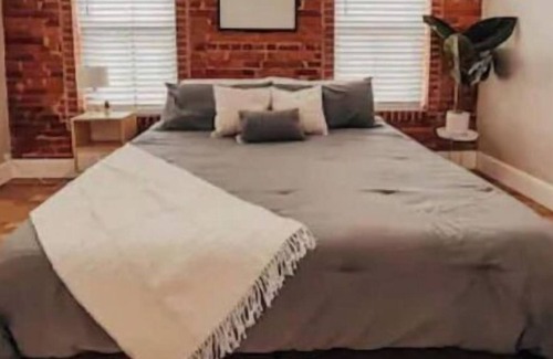 Ennis Apartment | The Secret Garden, Ennis
