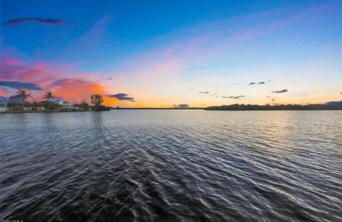 Matlacha House | The Secret Island Retreat Heated Pool Open Water