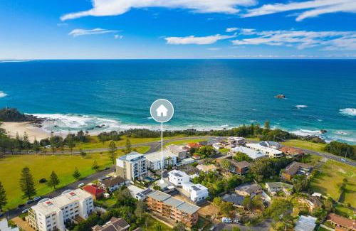 Port Macquarie House | The Shack 16 Windmill Street Port Macquarie