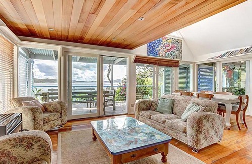 Seal Rocks House | The Shack