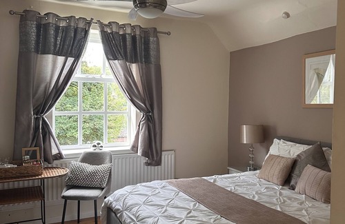 Jackfield Hotel | The Shakespeare Inn