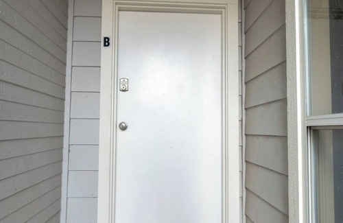 San Angelo House | The shamrock stay