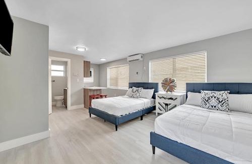 North Beach Apartment | The Shell on Walnut Studio Hollywood Beach Free Parking