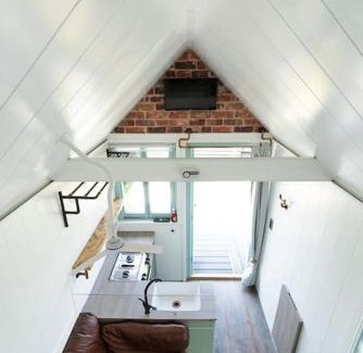 Isle of Thanet Apartment | The Shepherd's Hut, Quex Park Estate