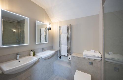 Leigh-on-Sea Hotel | The Ship Hotel
