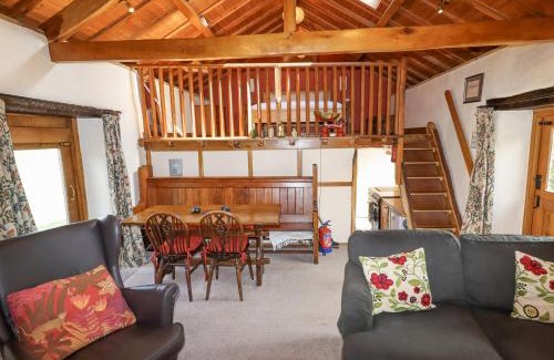 Henryd House | The Shippon