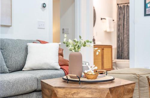Southern Pines Apartment | The Shire 255 B - Sienna - Downtown