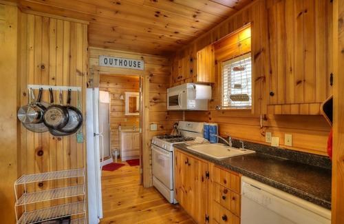 Oquossoc House | The Shire Guest Cottage - Rangeley Lake