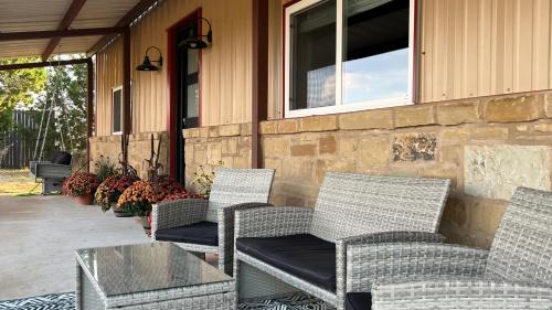 Bandera Apartment | The Shophouse at Transplant Acres