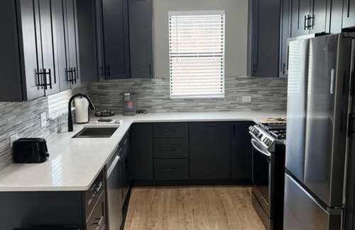 Castleberry Hill House | The Silver Benz