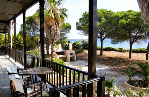 Karystos House | The Sisters Beach House
