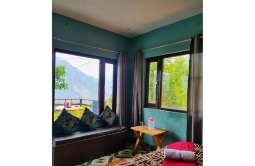Auli House | The Skadi Homestay,Auli