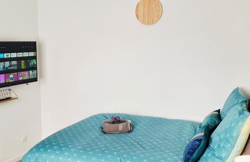 Dreux Apartment | The Sky - Dormez sur un petit nuage