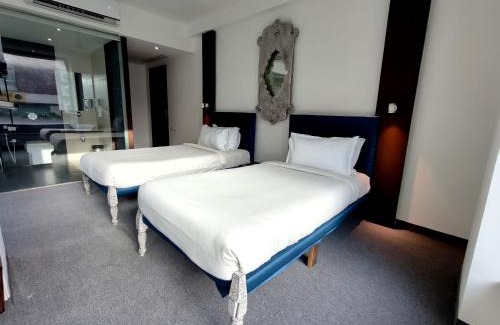 Vadodara Hotel | The Sky Imperial Hotel Yahvi