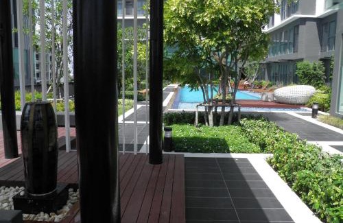 Phra Khanong Apartment | The SkyHouse Duplex - Luxury Home