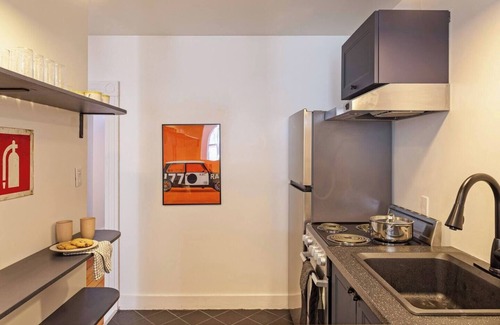 Little Burgundy Apartment | The Slant, a private apartment in a trendy neighbourhood of Montreal
