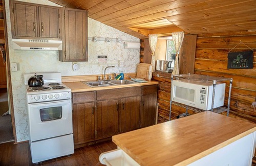 Lake City Cabin | The Sleeping Ute - Beautiful View of the Lake and Surrounding Mountains
