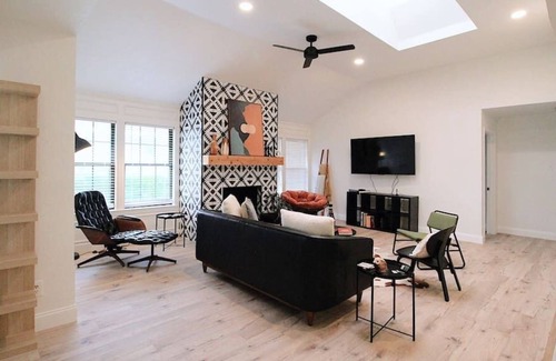 Plano House | The Sleepy Owl Summar
