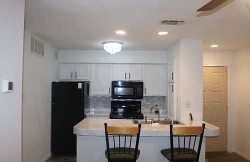 North Shoal Creek Condo | The Smart Condo