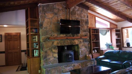 Killington Hotel | The Snowed Inn