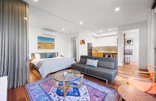 Stirling Apartment | The Snug at Lucent Art House