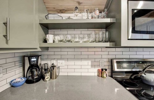 South River City House | The Soco Studio | Chic Stay w/Balcony
