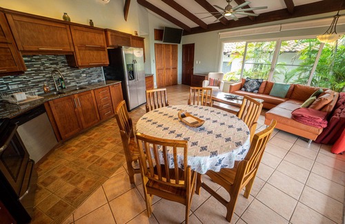 Panama Beach Villa | The Soothing Sunet Villa w/pool and all inclusive option