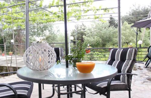 Kavala House | The Sound of Silence