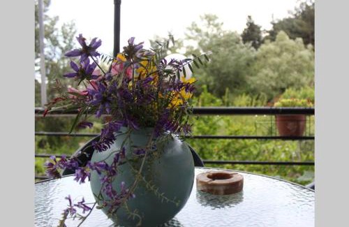 Kavala House | The Sound of Silence