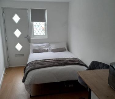 Southend-on-Sea Apartment | The Southend Airport Lodge