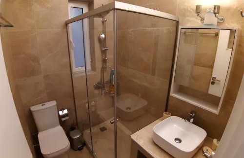 Exarhia Apartment | The Splash Suite, Athens