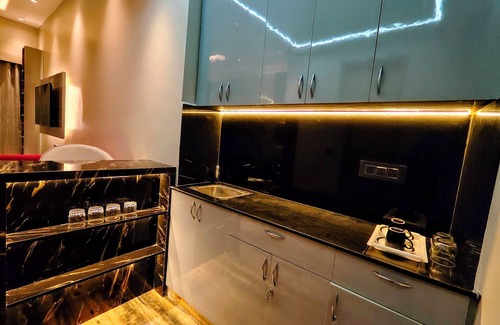 Greater Noida Hotel | The Spotlight