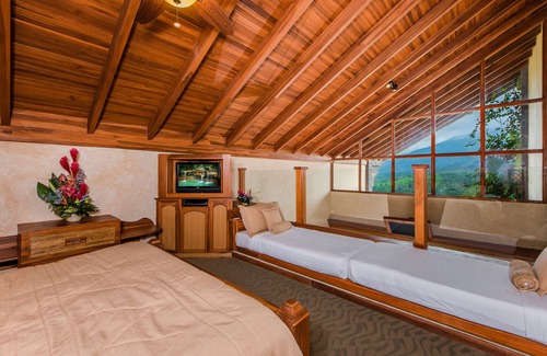 Arenal Hot Springs Resort | The Springs Resort and Spa at Arenal
