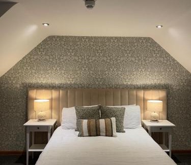 Kintore Hotel | The Square Kintore