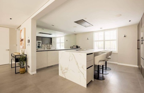 Abbey Road House | The St John's Wood Hideout - 5BDR Home with Garden