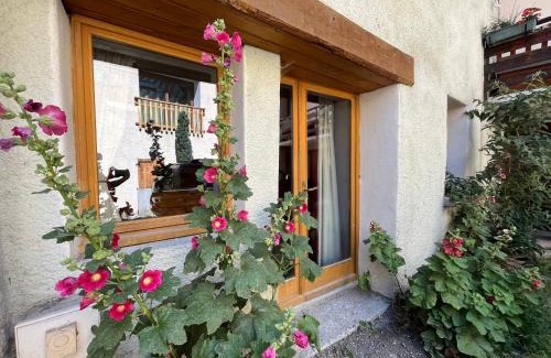 Le Bourg-d'Oisans House | The Stable House Bourg d’Oisans -bike/hike/ski