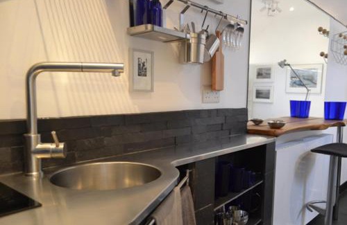 Solva Apartment | The Stable Studio at Haroldston House