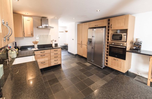 Chillington Cottage | The Stables, beautiful family friendly barn conversion in The South Hams