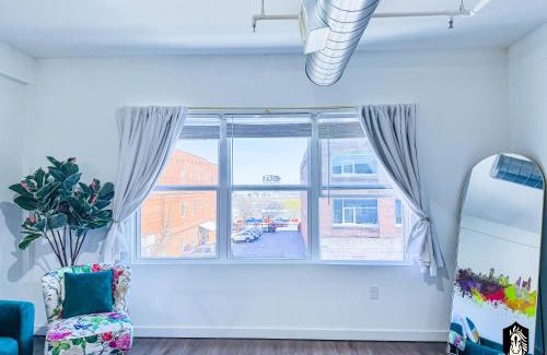 Downtown Memphis Apartment | The Stallion #302 - Modern 2BD Loft in Downtown with free parking