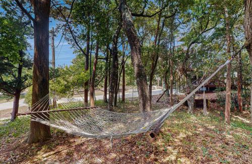 Emerald Isle House | The Stanley Cottage (upstairs)