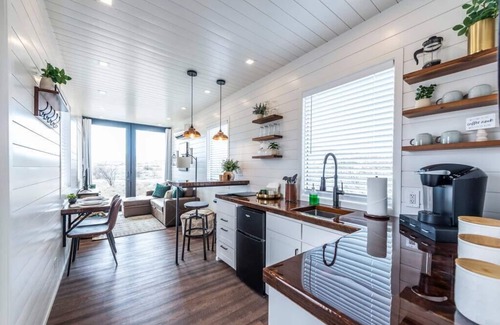 Alpine House | The Stardust Stunning Container Home