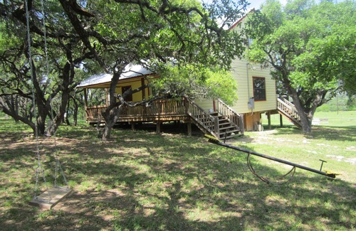 Rio Frio House | The Stars at Night are Big and Bright at Four Frio Sisters Cabin!