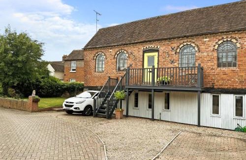 Bewdley House | The Stilts