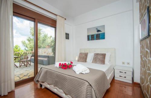Agia Marina House | The Stone House